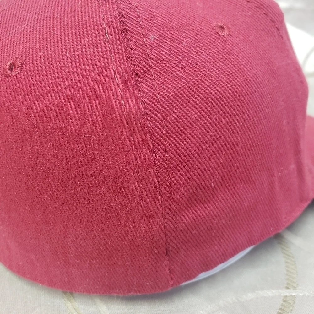 Budweiser fitted baseball cap. No stains great condition. Lots of life left.